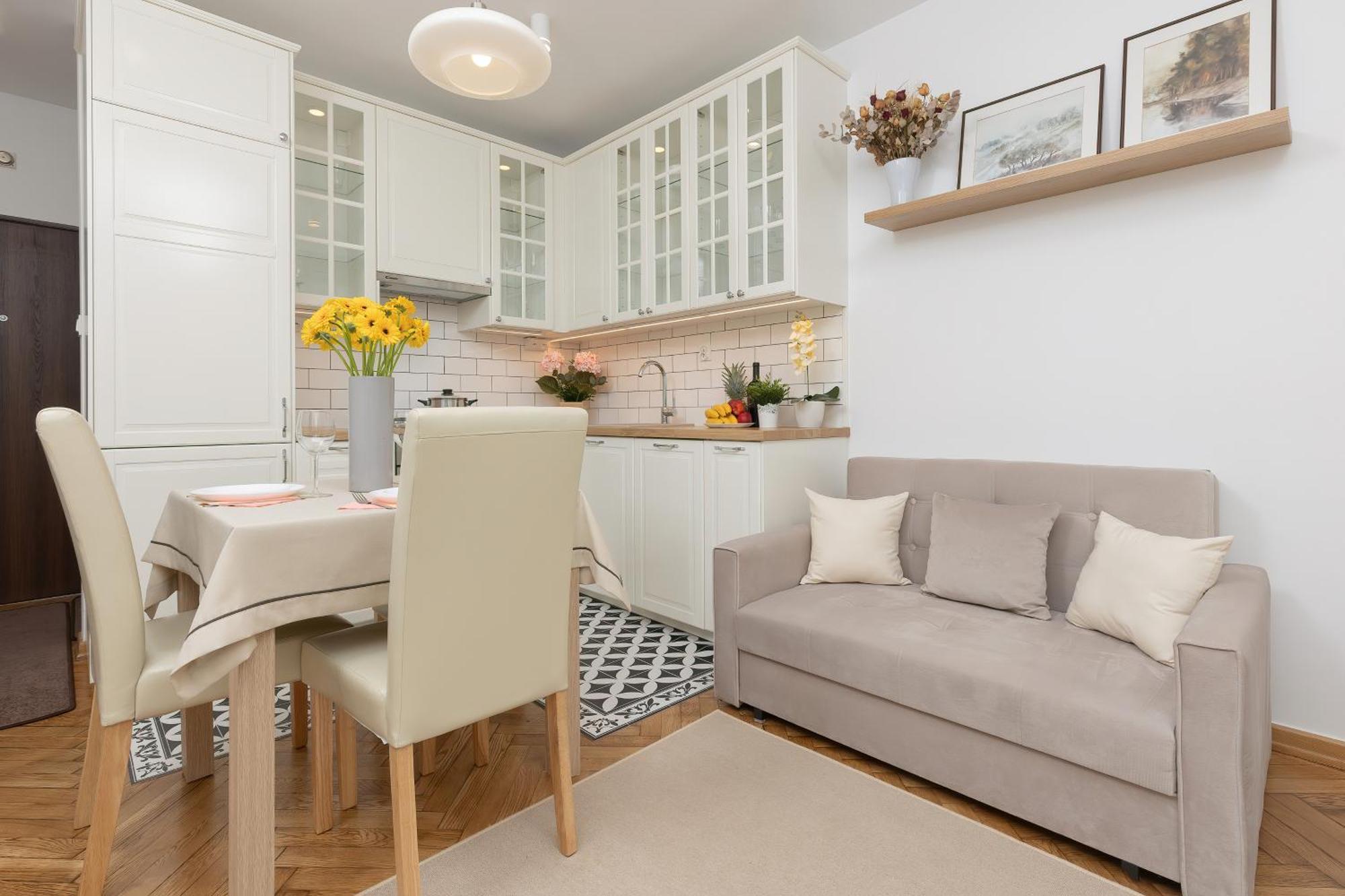 Bright Apartment Warsaw Srodmiescie By Noclegi Renters Bagian luar foto