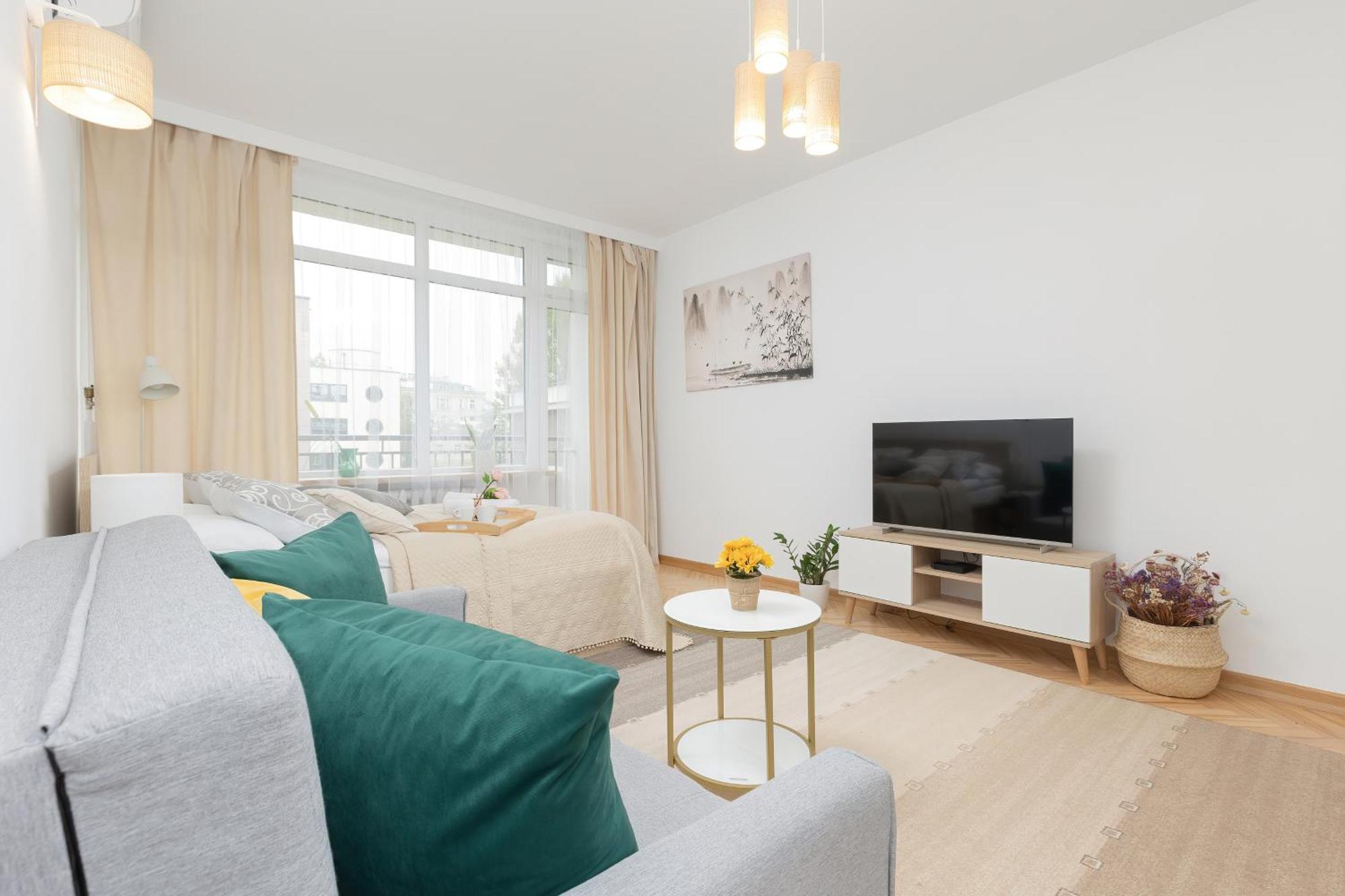 Bright Apartment Warsaw Srodmiescie By Noclegi Renters Bagian luar foto